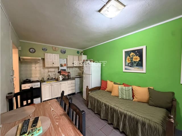 DEPARTAMENTO 2 AMBIENTES A METROS DEL MAR, TODOS LOS SERVICIOS