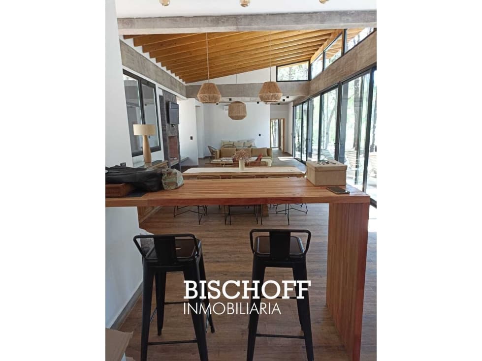 CASA EN VENTA VILLA ROBLES — foto 4