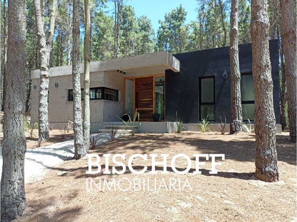 CASA EN VENTA VILLA ROBLES — foto 1