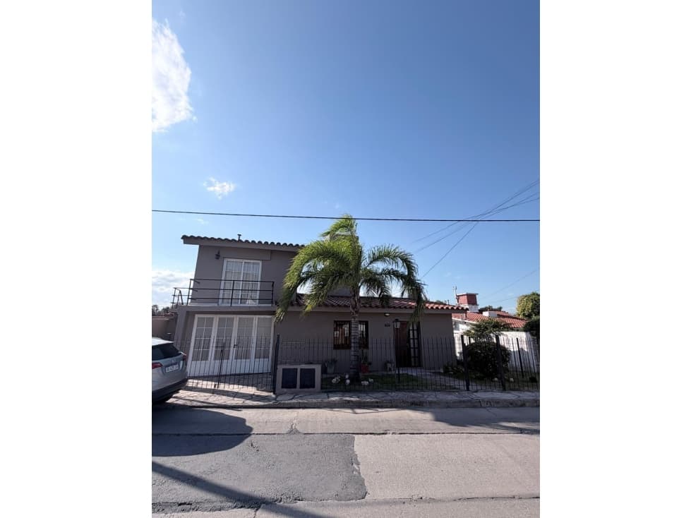 CASA Y DEPARTAMENTO EN CARLOS PAZ — foto 2