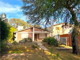 VENTA DE CASA EN B° BALUMBA- CAPILLA DEL MONTE