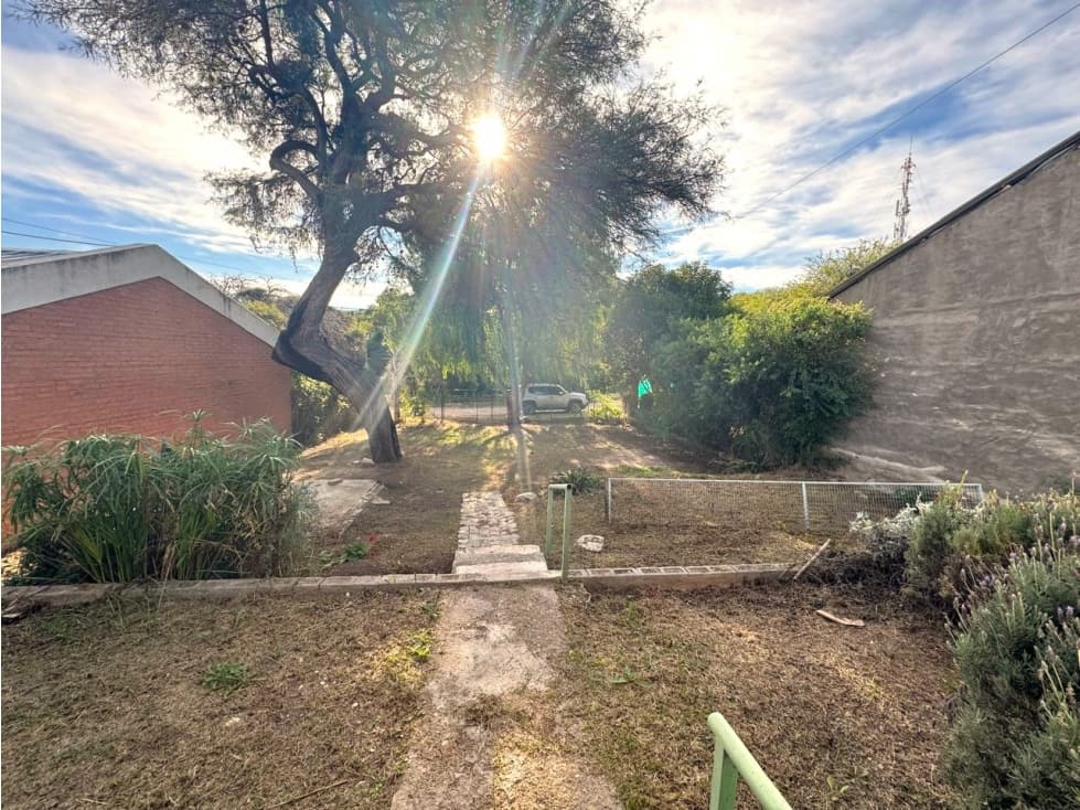 VENTA DE CASA EN B° BALUMBA- CAPILLA DEL MONTE — foto 2