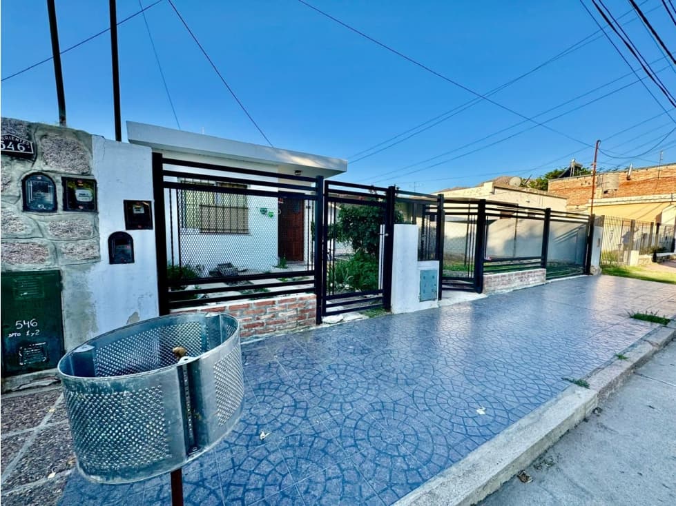 VENTA DE TRES CASAS CÉNTRICAS EN CAPILLA DEL MONTE — foto 2