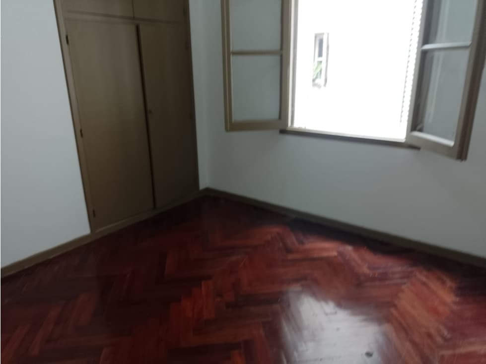 VENTA DEPTO 3 AMBIENTES C/ DEP AP/CRED. MORENO 1700 — foto 1