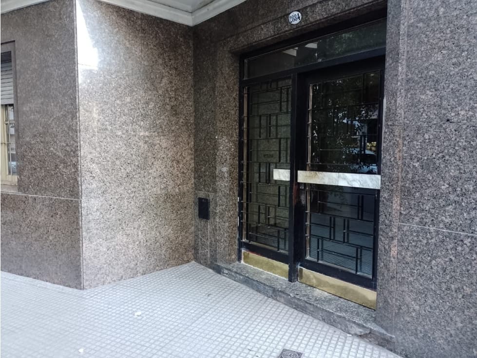 VENTA DEPTO. ONCE 4 AMB. SARMIENTO 2800 — foto 1