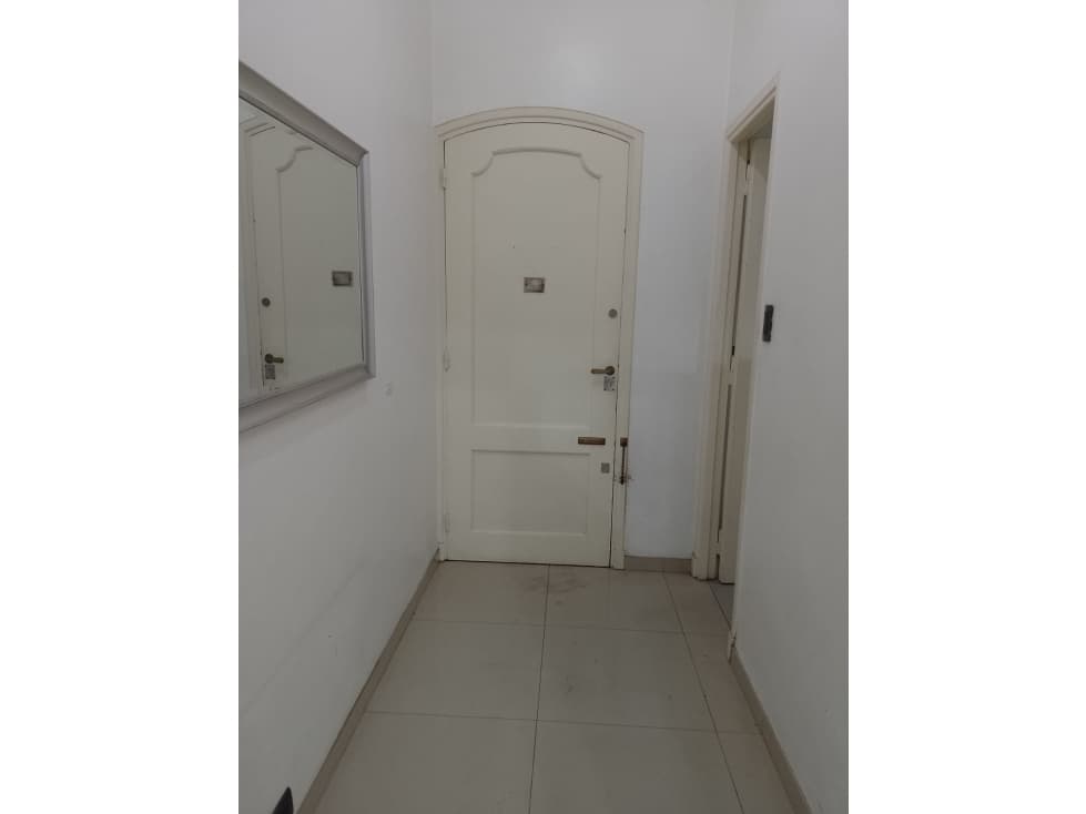VENTA DEPTO 3 AMB AL FTE C/BCON HUMBERTO I º — foto 2