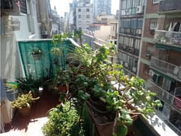 VENTA DEPTO. 3 AMB. AL FRENTE CON BALCON SAN JOSE 300