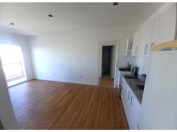 Depto moderno 3 amb con balcón y 2 baños + cochera