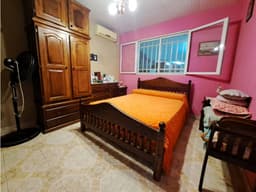 Venta casa 3 dormitorios 3 cocheras zona Fuerza Aerea