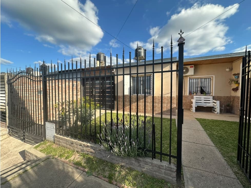 Casa en venta en Colonia Avellaneda — foto 2