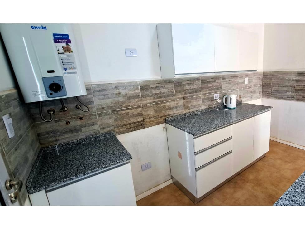 Venta de Casa 3 dormitorios. Complejo cerrado — foto 4
