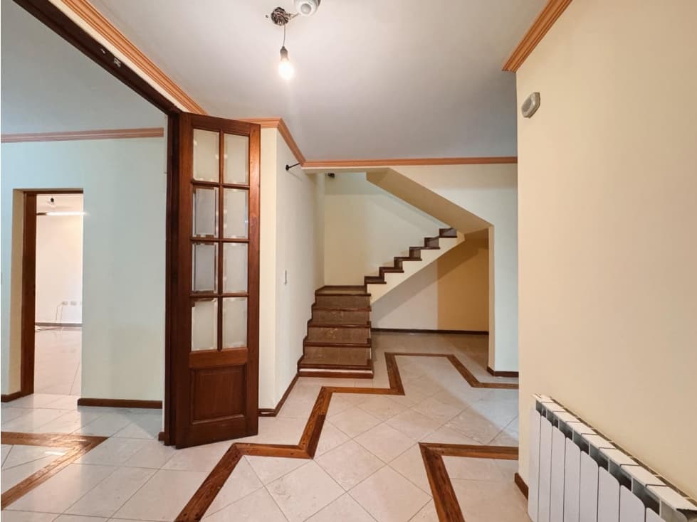 VENTA HERMOSA CASA EN CALLE SALTA APTA CRÉDITO — foto 5
