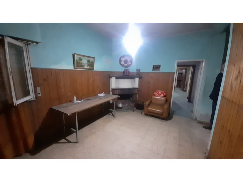 CASA 4 AMBIENTES CON LOCAL — foto 4