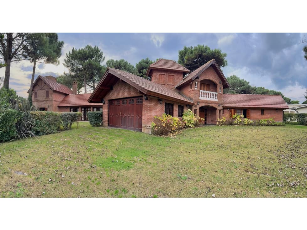 GRAN CHALET A POCAS CUADRAS DE LA PLAYA — foto 3