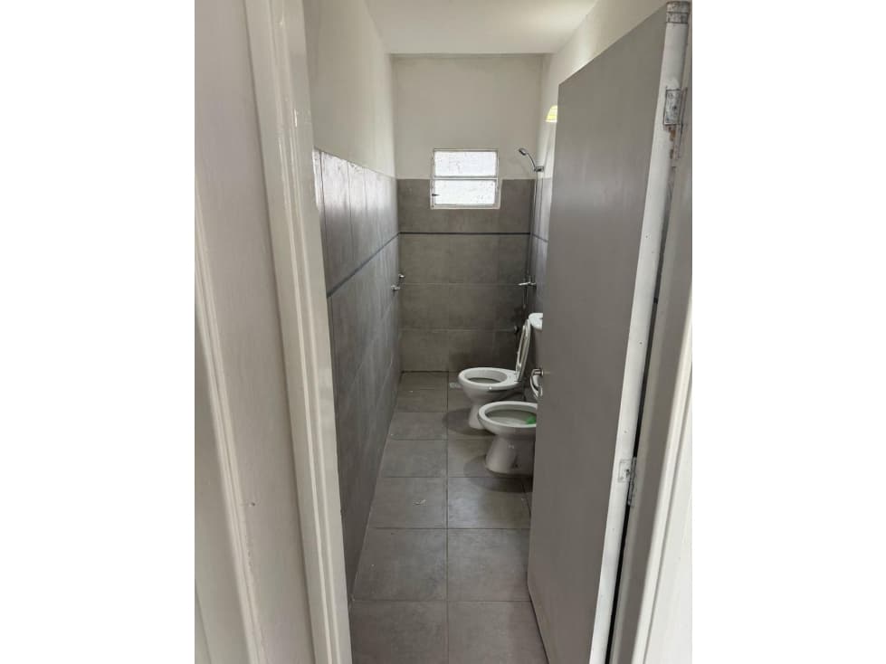 VENTA CASA REMODELADA A NUEVA 3 DORM CENTRO CARLOS PAZ — foto 5