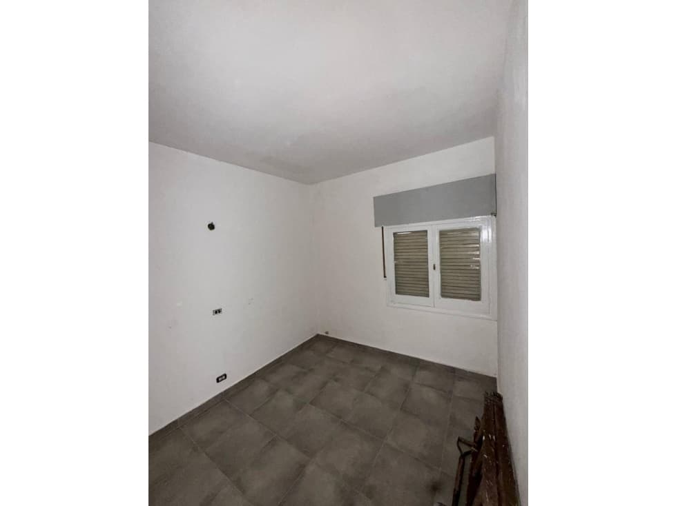 VENTA CASA REMODELADA A NUEVA 3 DORM CENTRO CARLOS PAZ — foto 6