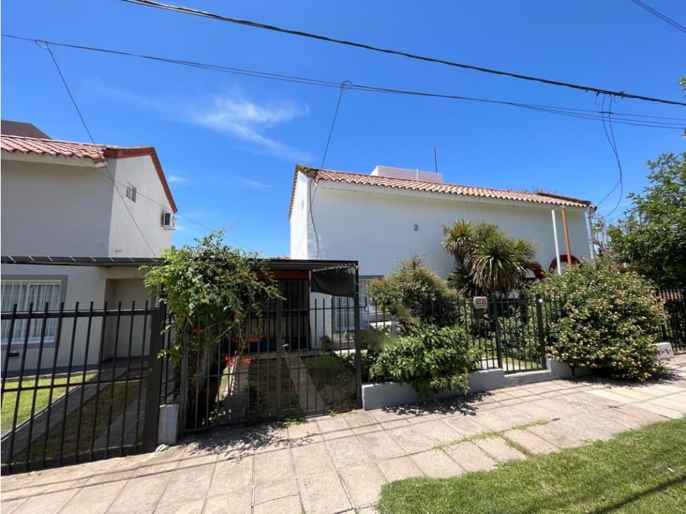 VENTA DUPLEX INDEPENDIENTE 3 DORM. SIN EXPENSAS SANTA RITA CARLOS PAZ — foto 2