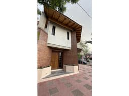 INKASA INMOBILIARIA - VENDE HERMOSA CASA EN DORREGO.