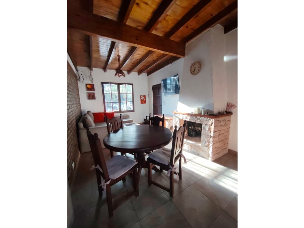 Vende Casa B° Natania 45 - Lujan de Cuyo — foto 3