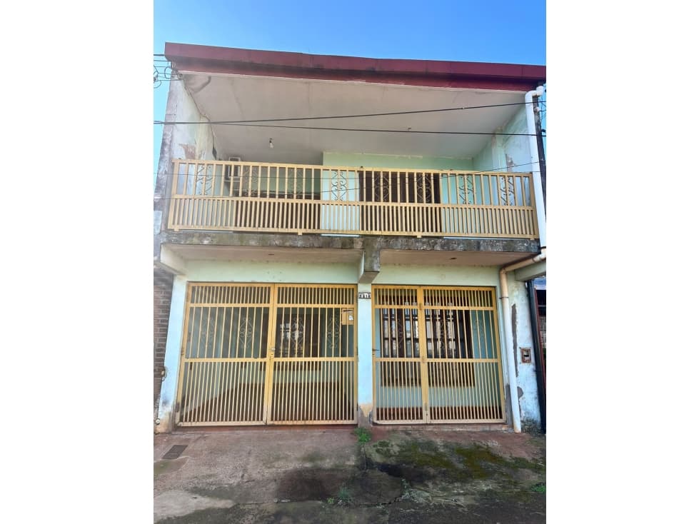 VENDO CASA DE 4 DORMITORIOS, 2 BAÑOS, GARAGE. POSADAS — foto 1