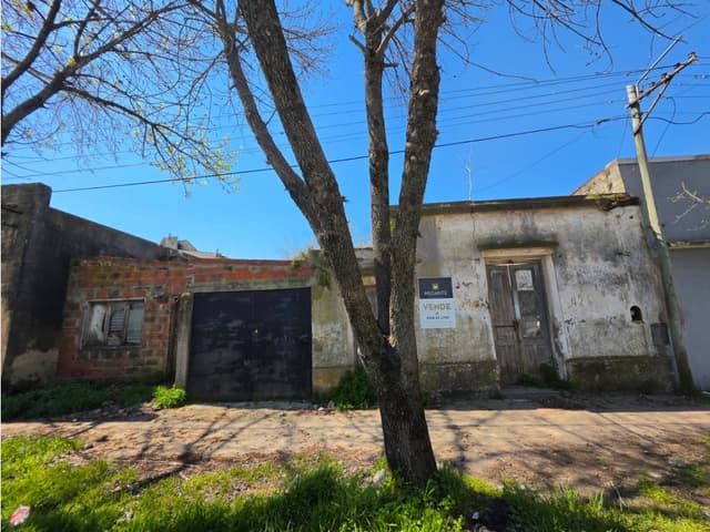 CASA EN VENTA - Para demoler