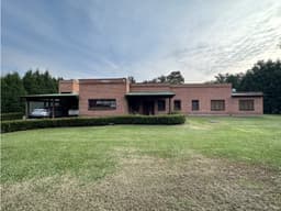 IMPORTANTE CASA APTA CREDITO, EN CORTINEZ.