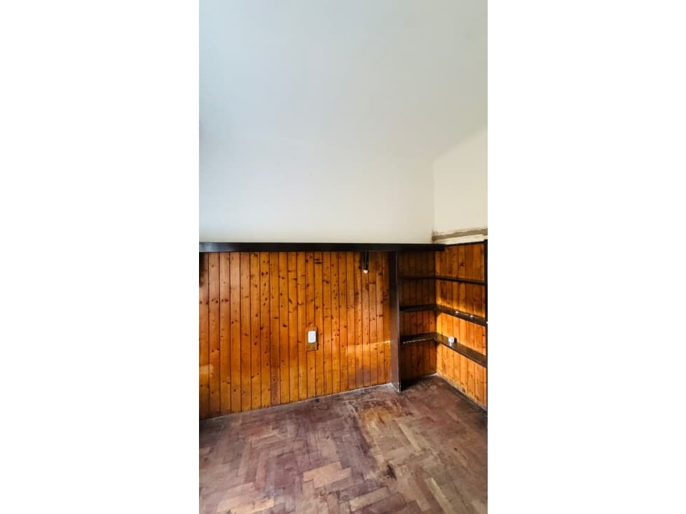 VENTA CASA A RECICLAR EN CALLE MITRE — foto 3