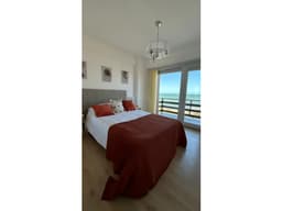 DEPARTAMENTO 2 AMBIENTES CON BALCON Y VISTA AL MAR