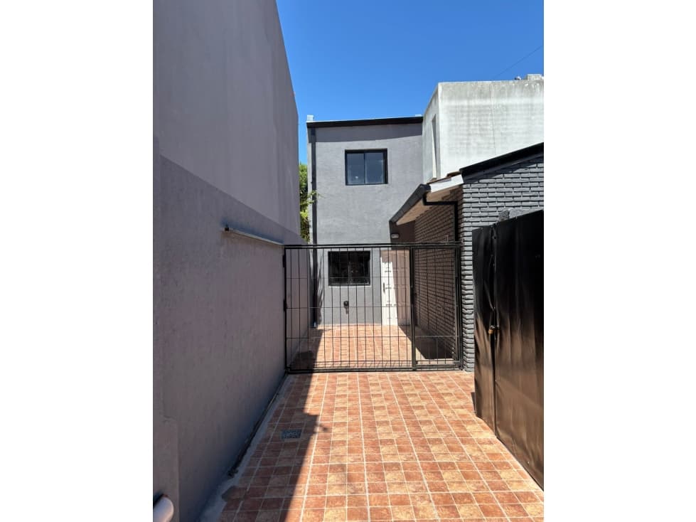 VENTA PH 2 AMBIENTES CON COCHERA — foto 1