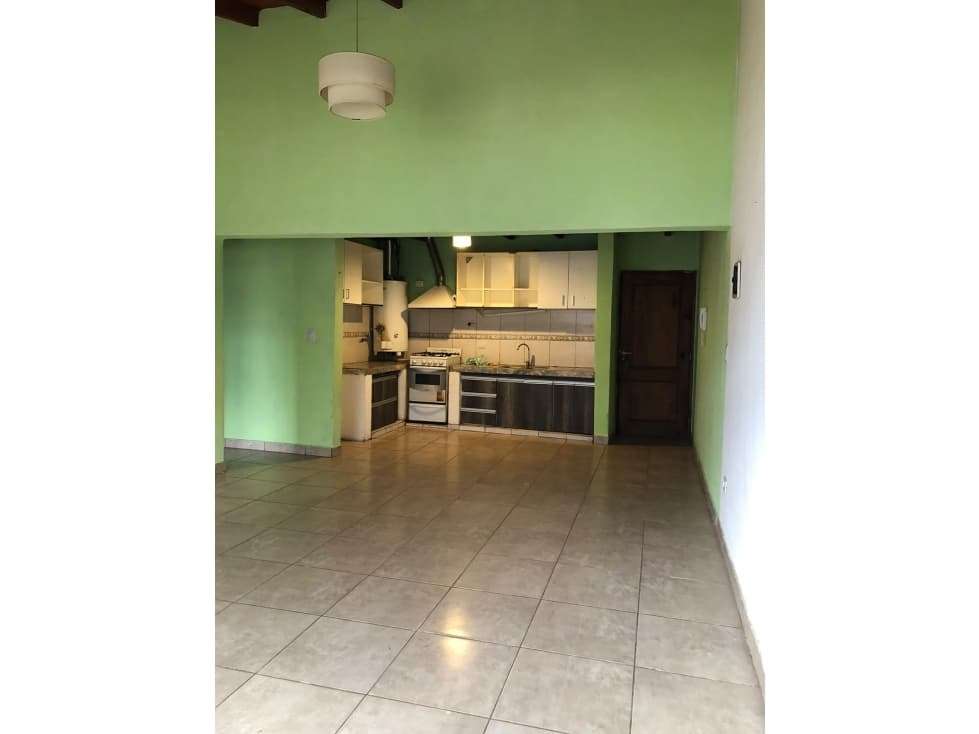 SE ALQUILA DEPARTAMENTO DE 2 DORMITORIOS SOBRE AV SAN MARTÍN — foto 2