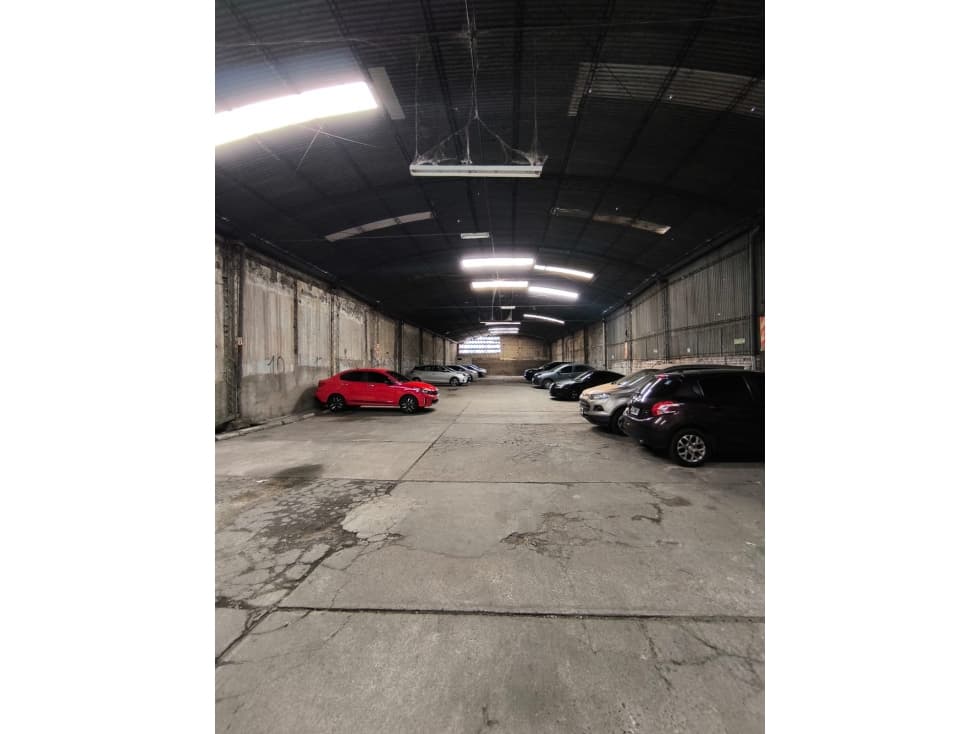 Galpón B° Alberdi — foto 4