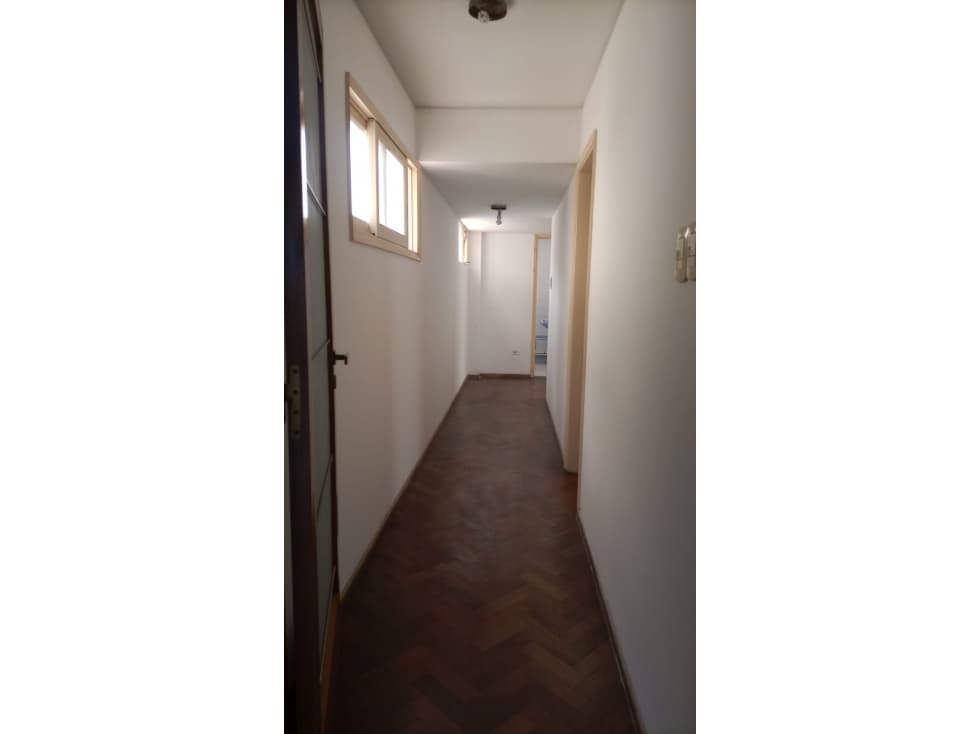 VENDE-AMPLIO DEPARTAMENTO- C/SAN MARTIN-CIUDAD-MENDOZA — foto 6