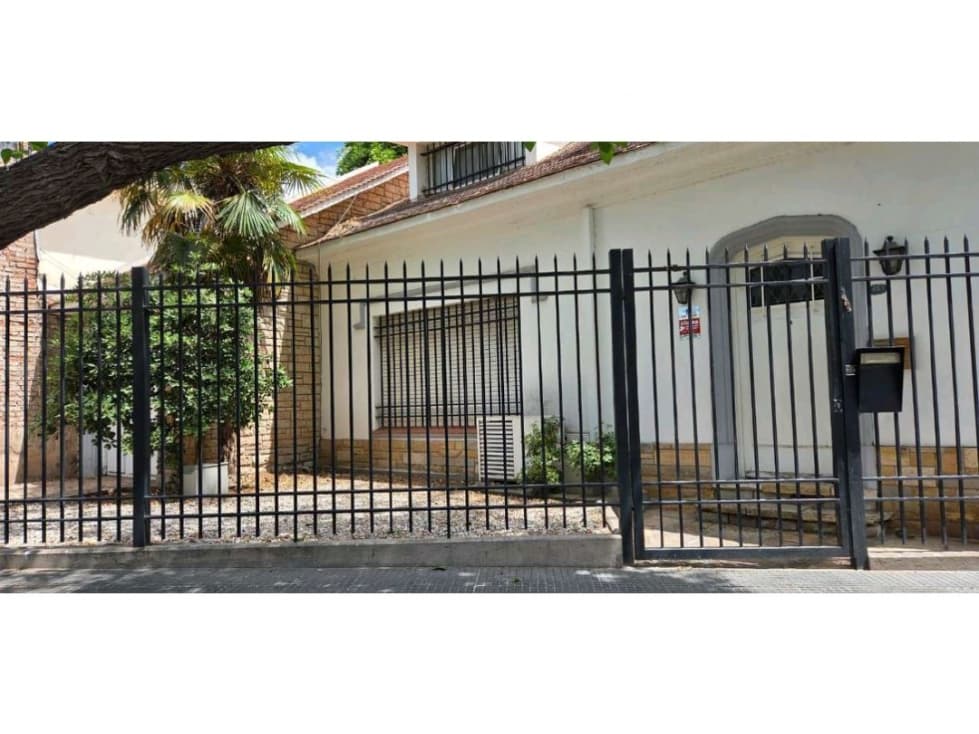 VENTA - CASA - 4 DORMITORIOS - CIUDAD - BARRIO BOMBAL — foto 3