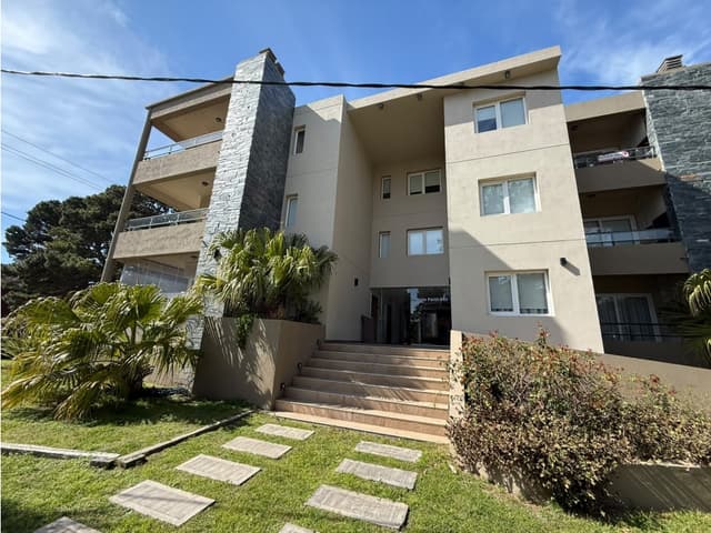 Hermoso 3 amb en Edificio Solares V!!!