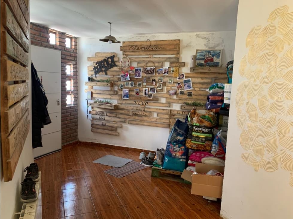 CASA 4 DORMITORIOS/ 2 BAÑOS/ AMPLIO PARQUE — foto 5