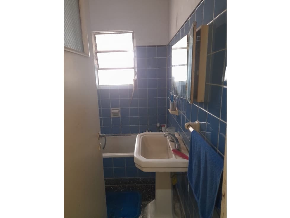 CASA Y LOCAL A LA VENTA EN ASCONAPE AL 1800, PASO DEL REY — foto 4