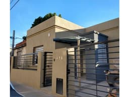 EXCELENTE CASA A LA VENTA EN PADUA CENTRO