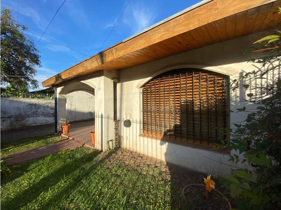 Chalet + dependencia en VENTA, Carabobo al 1800 Ituz. Norte — foto 1