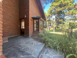 Casa en Pinamar Cerca del Mar, Parque, Parrilla y Gas Natural