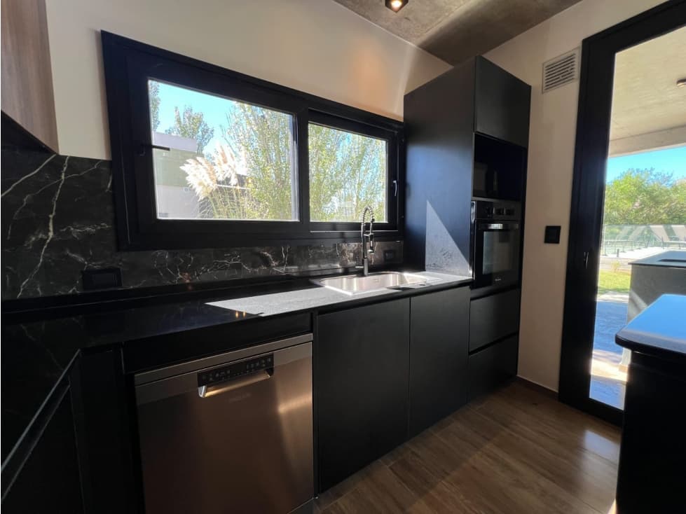 CASA A ESTRENAR - ECUESTRE - COSTA ESMERALDA — foto 4