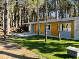 Casa en Venta en Villa Robles Barrio Serena | 3 Dormitorios | Pileta