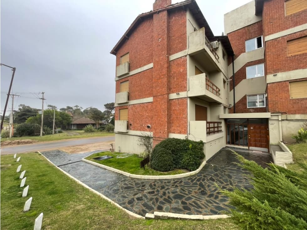 DEPARTAMENTO 2 AMBIENTES CON VISTA AL MAR — foto 1