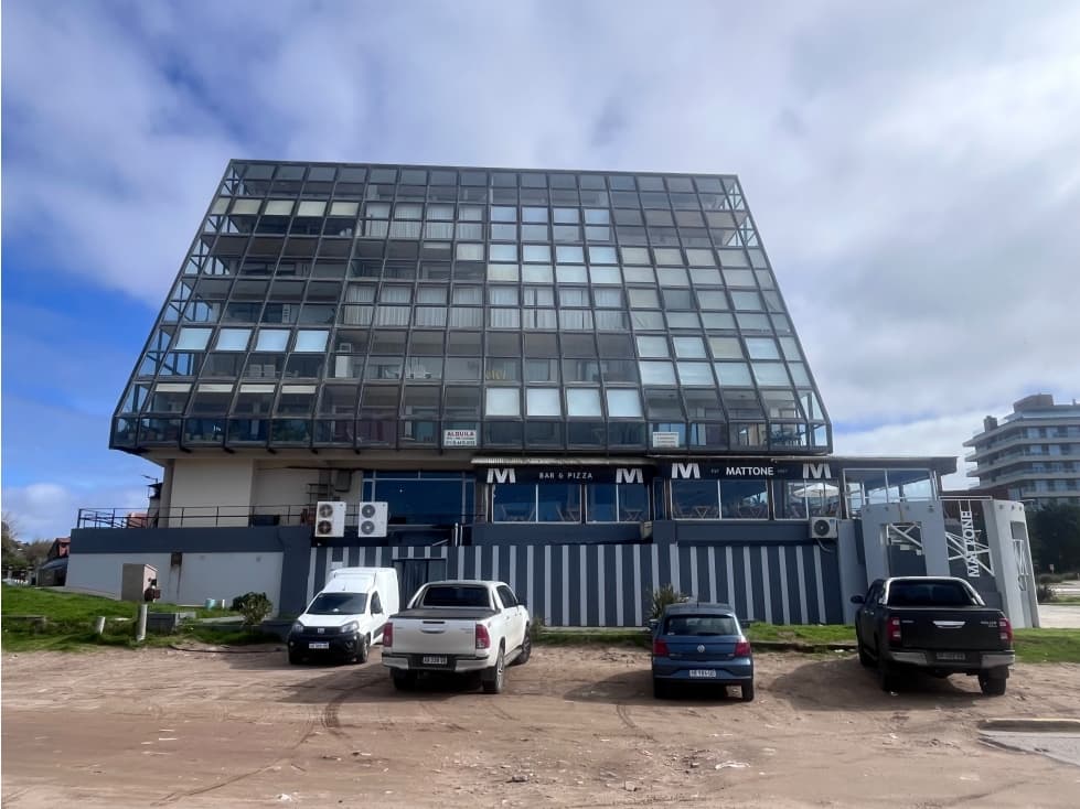 DEPARTAMENTO FRENTE AL MAR - COCHERA - PINAMAR — foto 3