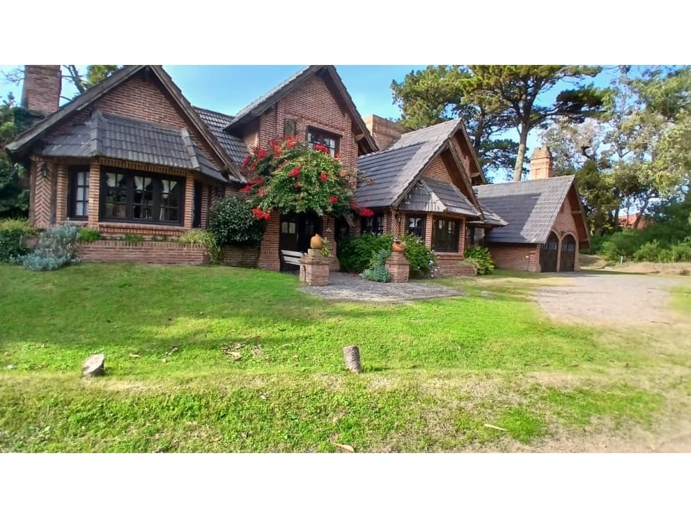 Venta - Oportunidad - Chalet Pinamar Norte! Retasado! — foto 1