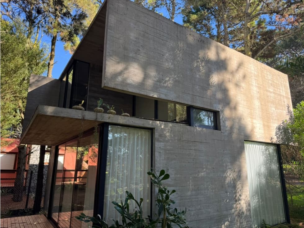 Vendo casa de hormigón visto en Mar Azul — foto 3