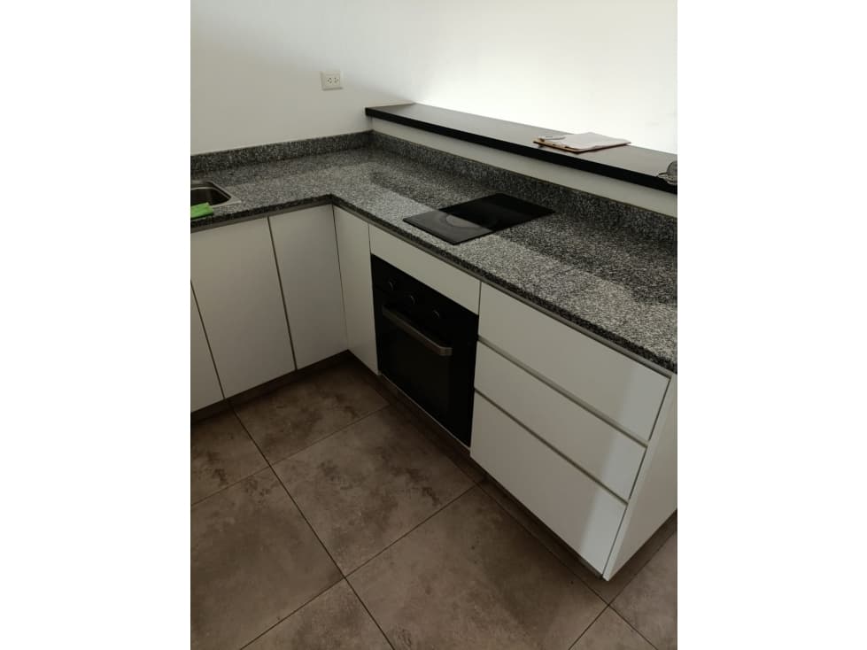 DEPTO CASEROS — foto 3