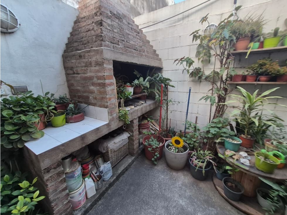Venta casa 2 dorm - Talleres O — foto 2