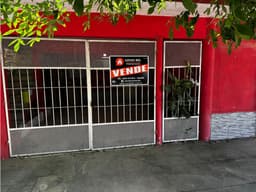 Casa En Venta con Departamento a metros de Av MArconi