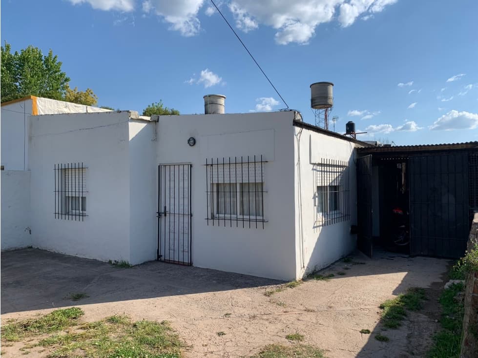 Venta Casa en Bº Zapiola, Ciudadela 2457 — foto 1