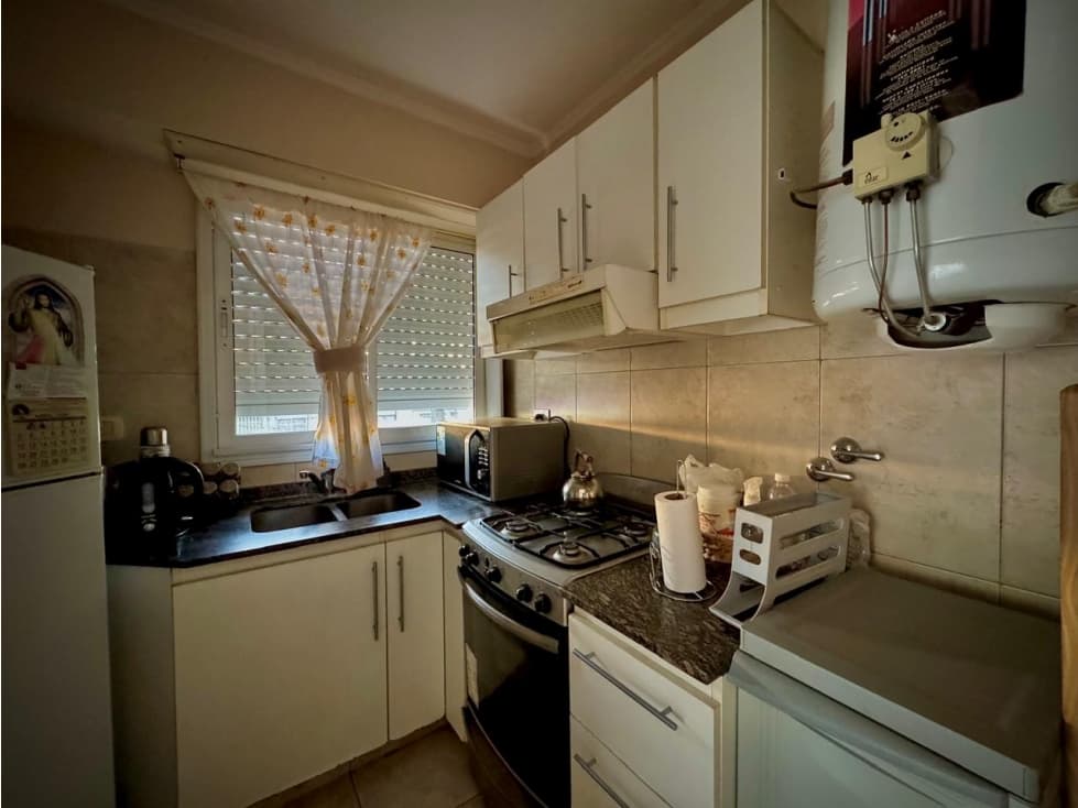 *VENTA* Departamento en Humberto y San Martin — foto 6